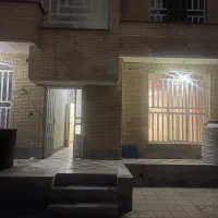 رهن اجاره یا رهن دو طبق یا تکی|اجارهٔ خانه و ویلا|شیراز, شهرک نیروی انتظامی|دیوار