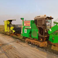 دنبال کار برای دو کمباین در اهواز هستم