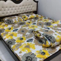 تخت خواب و تشک و بالشت