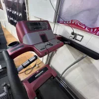 4 عدد تردمیل باشگاهی و‌ نیمه باشگاهی