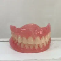 تعمیر و ساخت دندان مصنوعی الماس تضمین کیفیت اصل