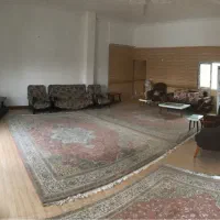 یخچال و فرش و مبل و میز تلویزیون