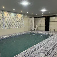 اجاره باغ ویلا بااستخرسرپوشیده|اجارهٔ کوتاه‌مدت ویلا و باغ|اصفهان, باغ زرشک|دیوار