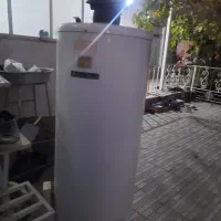 آبگرمکن ایستاده