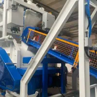 استخدام جوشکار و نیروی فنی