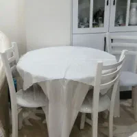 میز ناهارخوری