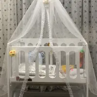 تخت چوبی نوزاد