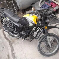 موتور سیکلت همتاز