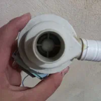 پمپ تخلیه کهنه شور