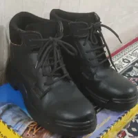 کفش ایمنی وکار