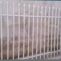 نرده حفاظ دیوار ی