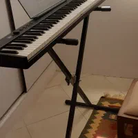 پبانو تاشو با پایه و کارتن|پیانو، کیبورد، آکاردئون|قم, انسجام|دیوار