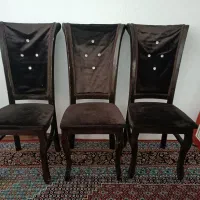 صندلی چوبی