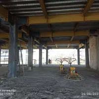 بتن ریزی کف با ماله پروانه به صورت شیشهای|خدمات پیشه و مهارت|رشت, جماران|دیوار