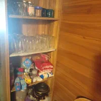 شلف چوبی یا کتابخانه چوبی