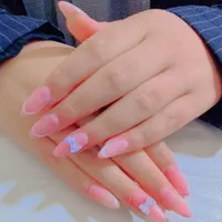 استخدام آرایشگر خانم