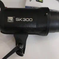 فلاش استودیویی 300 ژول