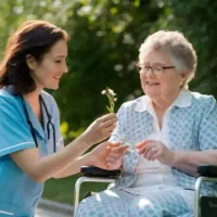 جویای کار پرستار سالمند بیمار یا سالم وپرستار کودک