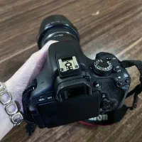 دوربین ۶۰۰d همراه با  لنز ۱۸-۱۳۵