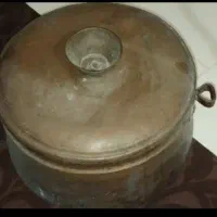 دیگ مسی قدیمی