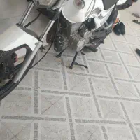 موتور سیکلت 200
