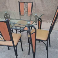 میز ناهار خوری