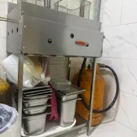 فروش وسیله آشپزخونه فر،فریزر،صندلی و میز کم کارونو|کافیشاپ و رستوران|بندرعباس, |دیوار