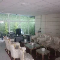 کلنگی-با-جواز-2طبقه-روی-پیلوت