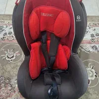 صندلی کودک در حد نو