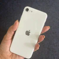 آیفون se2020
