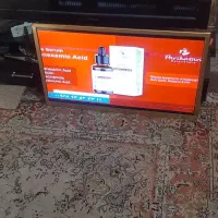 تلویزیون ۳۲اینچ ال ای دی کریی اصل قاب رنگ طلای|تلویزیون و پروژکتور|بندر ماهشهر, |دیوار
