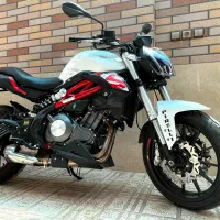 فروش بنلی ۳۰۰(دوسیلندر) سفید مدل ۱۴۰۱