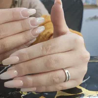 کاشت ناخن و اکستنشن مو|خدمات آرایشگری و زیبایی|کرمانشاه, |دیوار