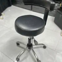 صندلی استاد کار ارایشگاه|آرایشگاه و سالن‌های زیبایی|قم, هفت تیر|دیوار