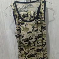 تعدادی لباس نو