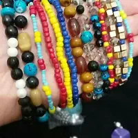 دستبند و گردنبند