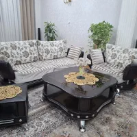 مبل راحتی ۱۰ نفره چرم و چوب و پارچه|مبلمان خانگی و میز عسلی|تهران, سردارجنگل|دیوار