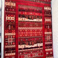 فرش قرمز|فرش|نیشابور, محله میدان باغات|دیوار