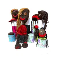 عروسک دست ساز