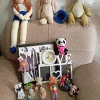 عروسک و تابلو عکس