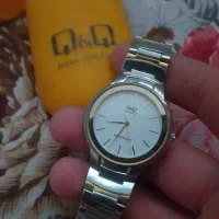 Q&Q آکبند