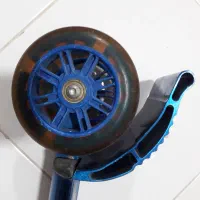 اسکوتر جنس محکم با چرخ ژله ای و دسته قابل تنظیم.|دوچرخه، اسکیت، اسکوتر|اصفهان, طامه|دیوار