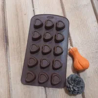 سلیکون شکلات و پاستیل|ظروف پخت‌وپز|گلبهار, شهر جدید گلبهار|دیوار