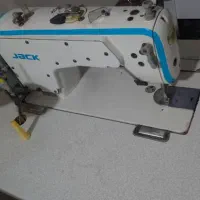 چرخ خیاطی هم وسیله داد میشود|چرخ خیاطی و ریسندگی|پلان, |دیوار