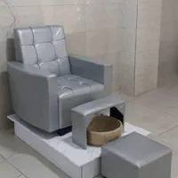 پاف نشیمن|آرایشگاه و سالن‌های زیبایی|الوند, |دیوار