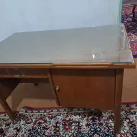 میز تحریر و صندلی