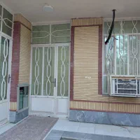 در و پنجره اهنی سالم