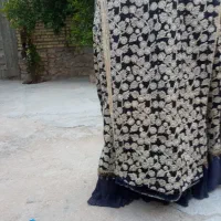 لباس محلی چرام جنس مخمل|لباس|چرام, |دیوار
