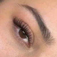 اکستنشن مژه و کاشت مژه