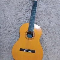 گیتار c40 کاملا نو و سالم